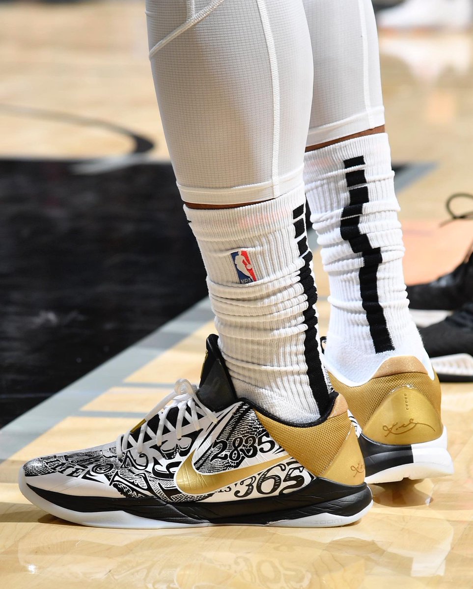 kobe 5 protro big stage resale