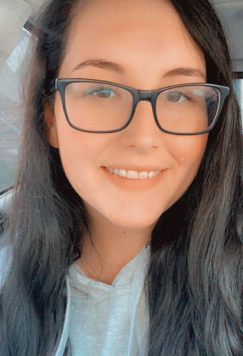 GoddessLife24's tweet photo. Alright folks. I’ve been on a bit of a break. Handling life. But I’m back and better than ever💋 https://t.co/CWeNkhQq7L