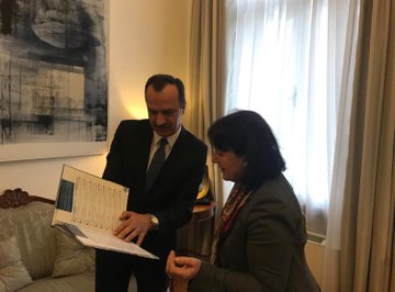 Переглянути зображення у Твіттері