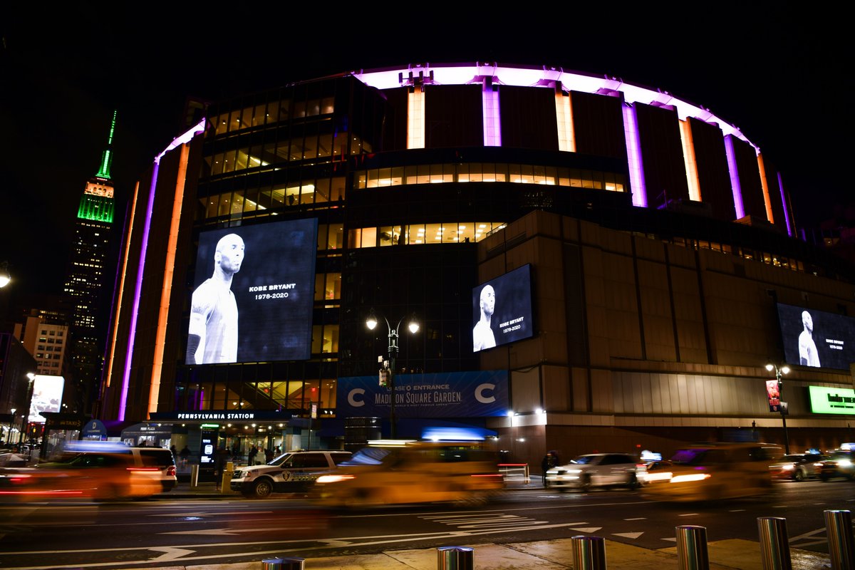 enews's tweet photo. LA—and the rest of the world—has lit up in purple &amp; yellow in Kobe Bryant's honor. 💜💛 #TwentyFourever https://t.co/KNyCkmQhx3