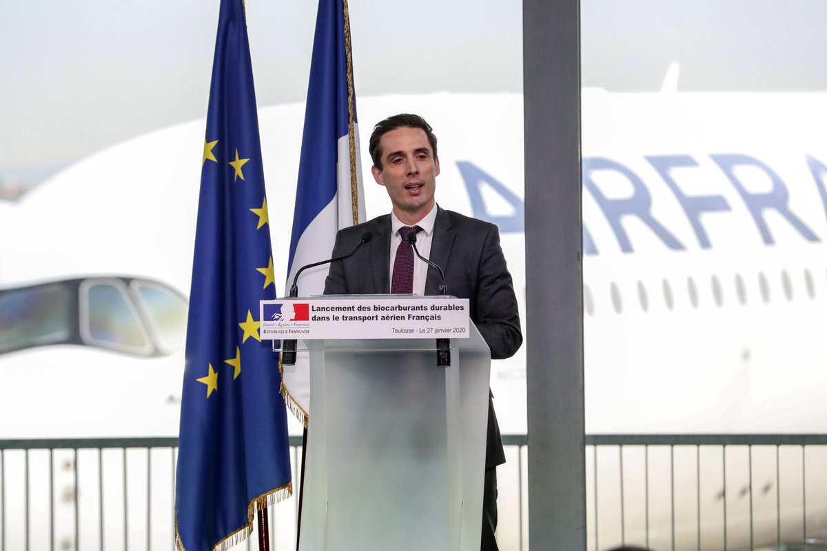 Djebbari_JB's tweet photo. La révolution environnementale de l’aviation est une nécessité et une opportunité. Le secteur est taillé pour relever ce défi. La France et l’Europe doivent en être l’avant-garde. 
🌍🌳✈️ #écologie #transport #aérien 
https://t.co/qDEWptJjNt https://t.co/g0Ew454SdQ