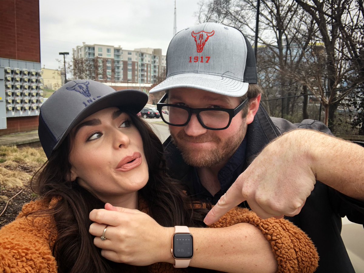 The Young Fables tweet media