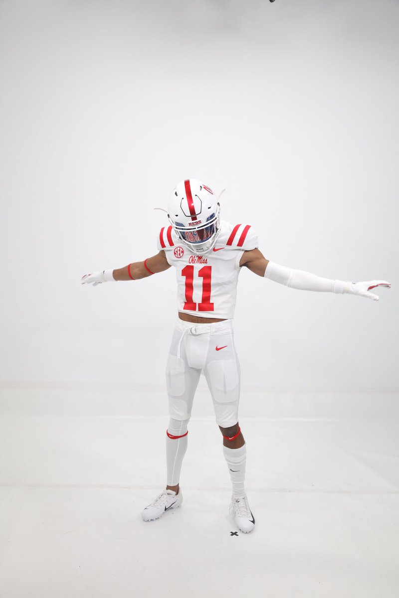 MHarris11_'s tweet photo. #HottyToddy💙❤️ https://t.co/WKxdSaNbGK