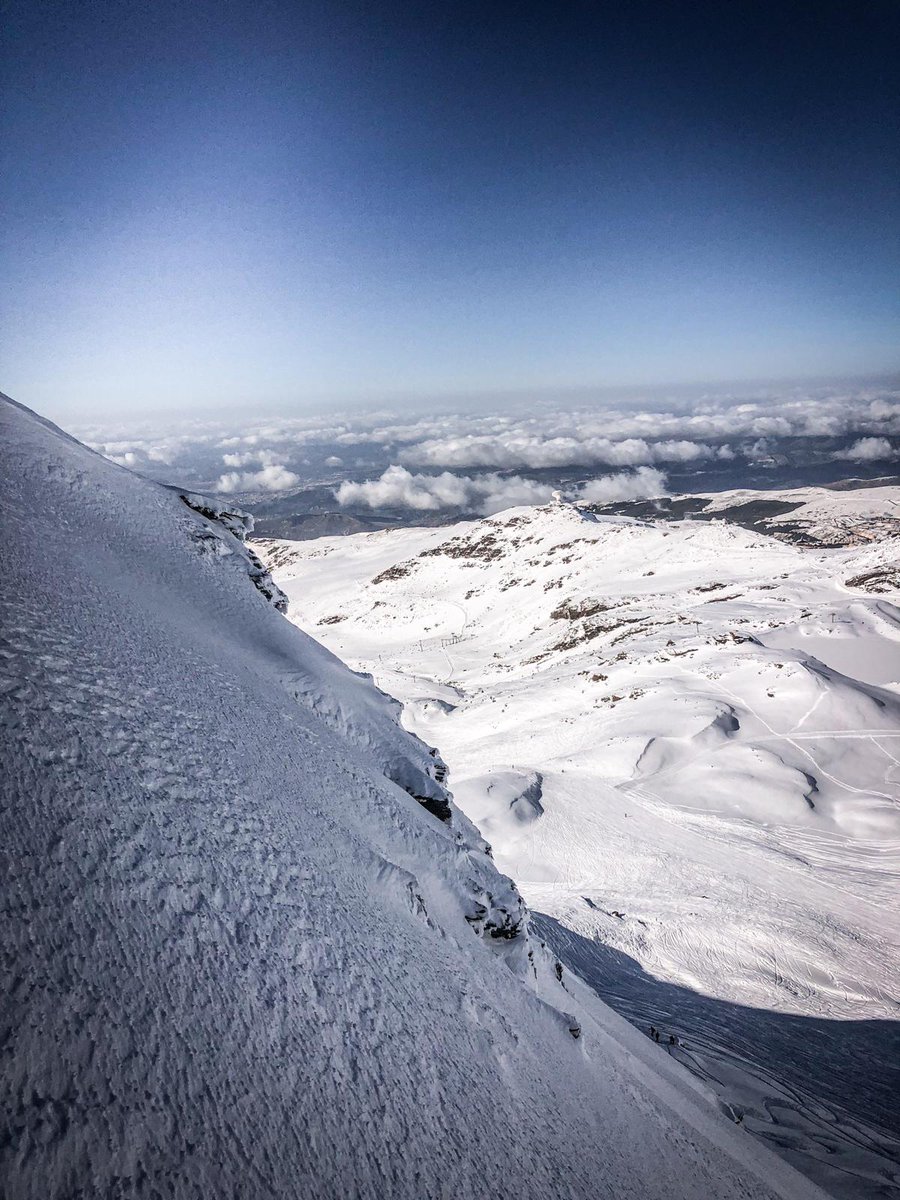 websierranevada's tweet photo. #SienteLaNieve #SierraNevada, está de dulce...
Mañana más de 91 km esquiables
https://t.co/xkCgqnf9G5
Y recuerda que el miércoles es #DiadelEsquiador (con tarjeta #SNClub) https://t.co/P8Gbm9J6uG
