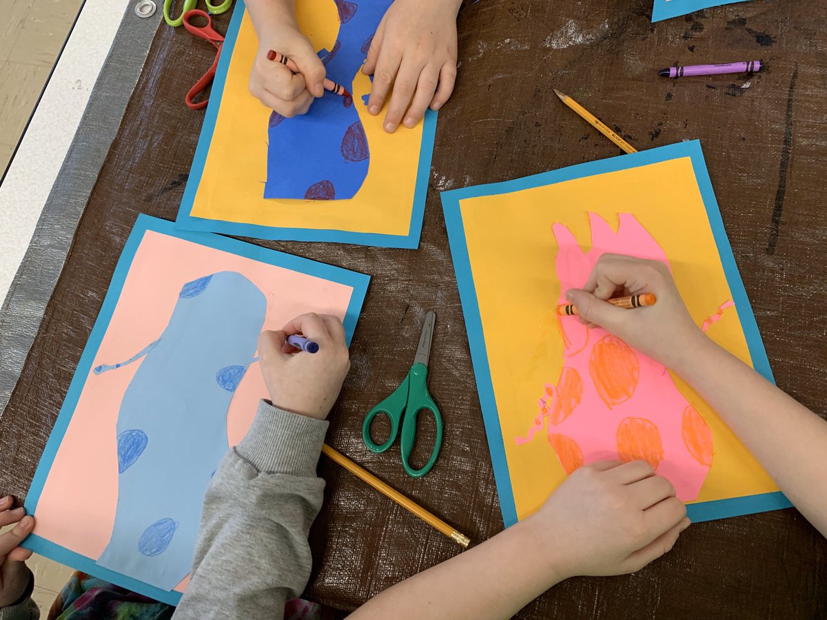 AdamKreutinger's tweet photo. Making some #BalloonGoon art @EllicottElem inspired by author/illustrator @troycummings!!! #NotebookOfDoom https://t.co/aC2aOTndWj