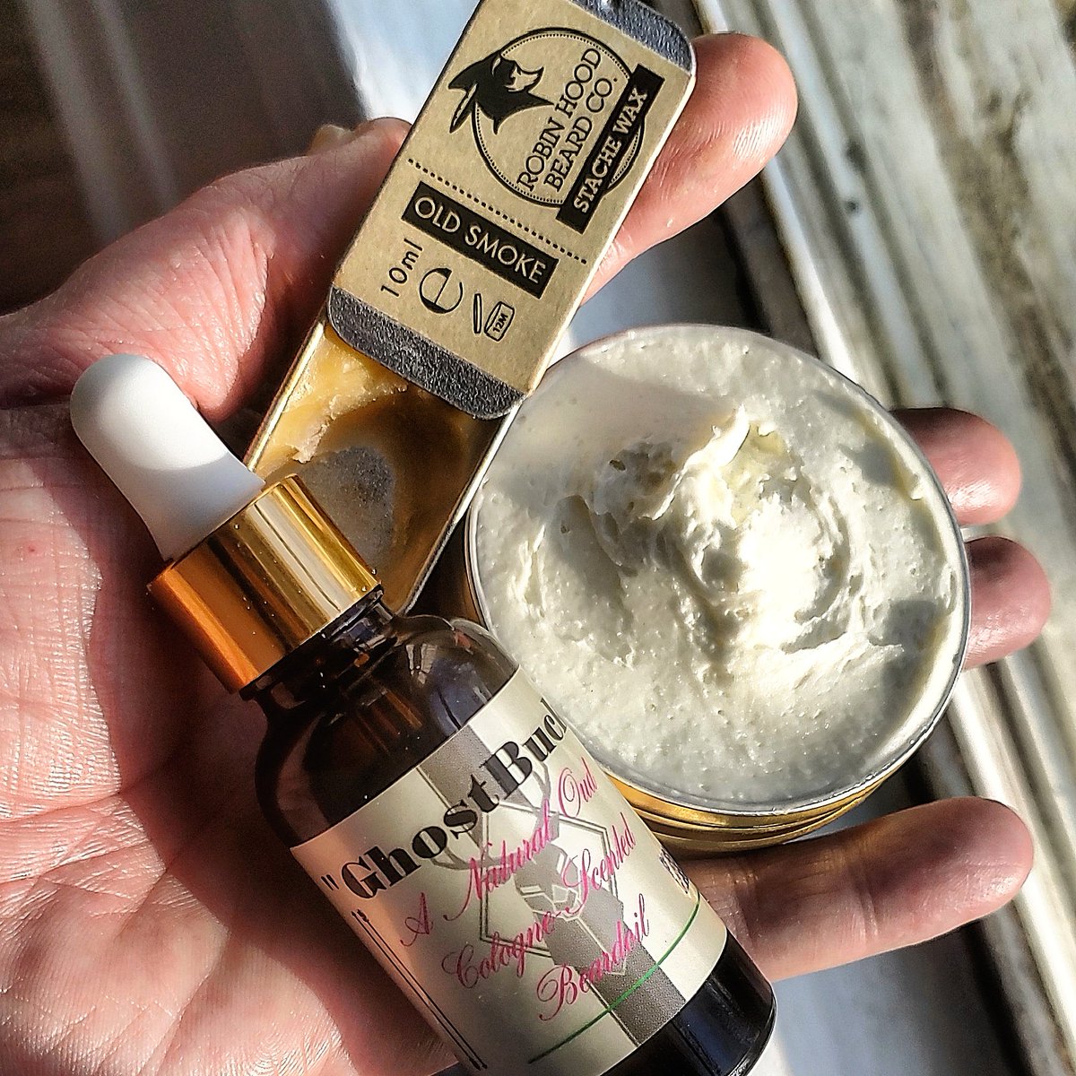 BarnbrandB's tweet photo. @BarnbrandB @TexBeard @Robinhoodbeard OLD SMOKE AND OUD👊🏼👊🏼👊🏼💨💨💨💨👻🦌👻🦌👻🦌💨💨💨
https://t.co/YoMPCXi1SU #beardoil #stachewax #GhostBuck #oudbeardoil https://t.co/RQYfZQgTdS