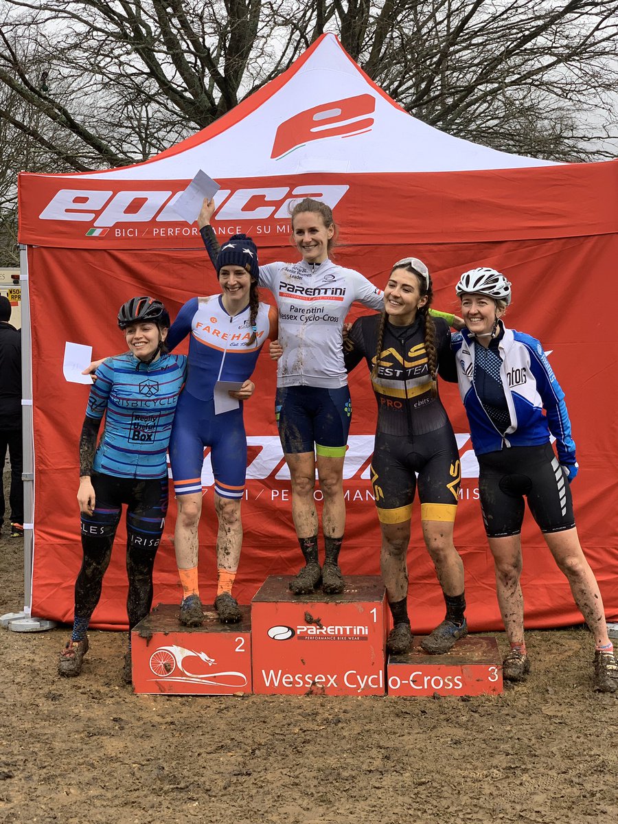 ParentiniUK (@parentiniu) on Twitter photo 