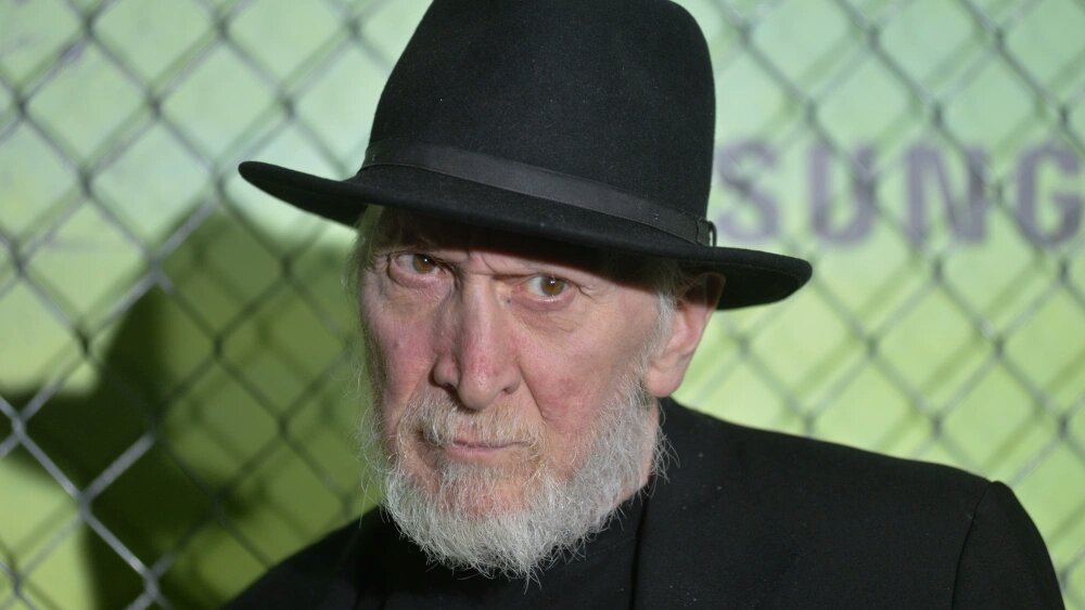 Happy birthday to comics legend, 
Frank Miller. 