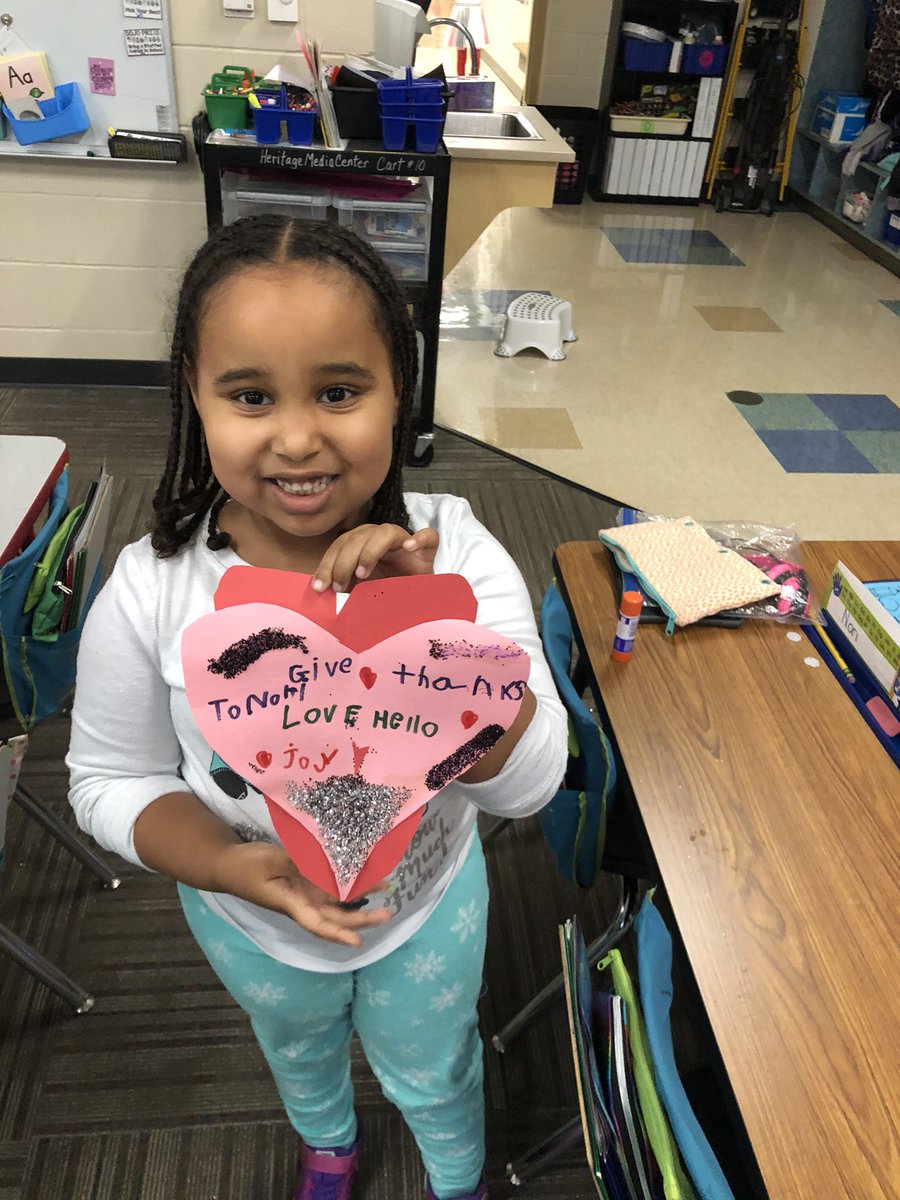 HERlyons's tweet photo. We are spreading love and sunshine by making hearts of kindness for Forest Rose school today #plsdproud #HeritageLeaders https://t.co/7ZVUXTEoqj