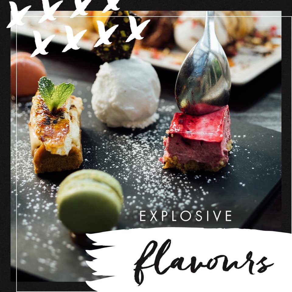 AberdeenCarter's tweet photo. Our indulgent sharing experience - great choice to finish of your meal😍
Blackcurrant mouse tart, banoffe pie,brownie, two scoops of sorbet and macaroons.
P.S. if you don’t like sharing desserts,have it all for yourself! https://t.co/ZlJxO06ErT