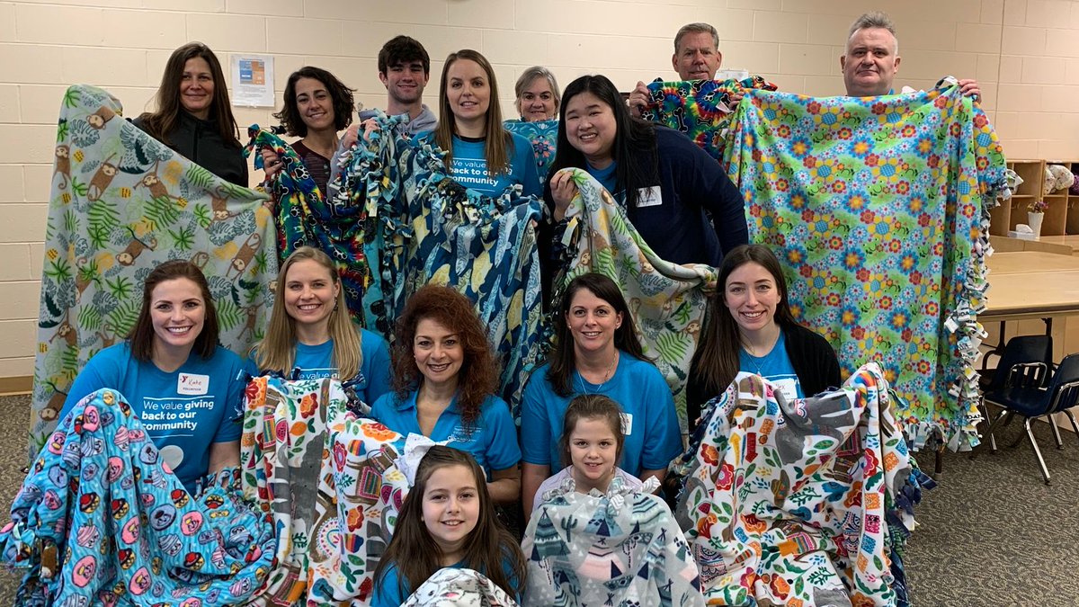 recruitment_DLL's tweet photo. Last week more than 60 @DLLgroup members in the US honored the #legacy of Dr. Martin Luther King, Jr. by #givingback to their communities. #MLKday #lifeatdll #proudmember
Learn more about our commitment to making a meaningful impact on the world. https://t.co/XhguKfwtpF https://t.co/LXrXHzh5wi