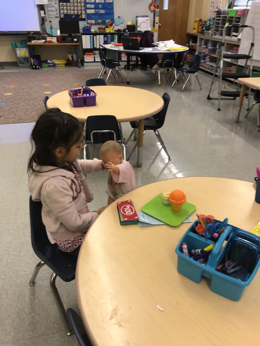cquinnbuck's tweet photo. Newcomers #ESL practicing English while playing restaurant. So cute! @SASD_EMC https://t.co/yJmqTYbehK