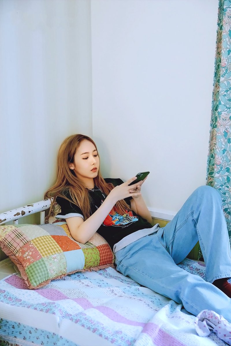 200128 回:LABYRINTH Concept Photo

#신비 #여자친구 #SINB