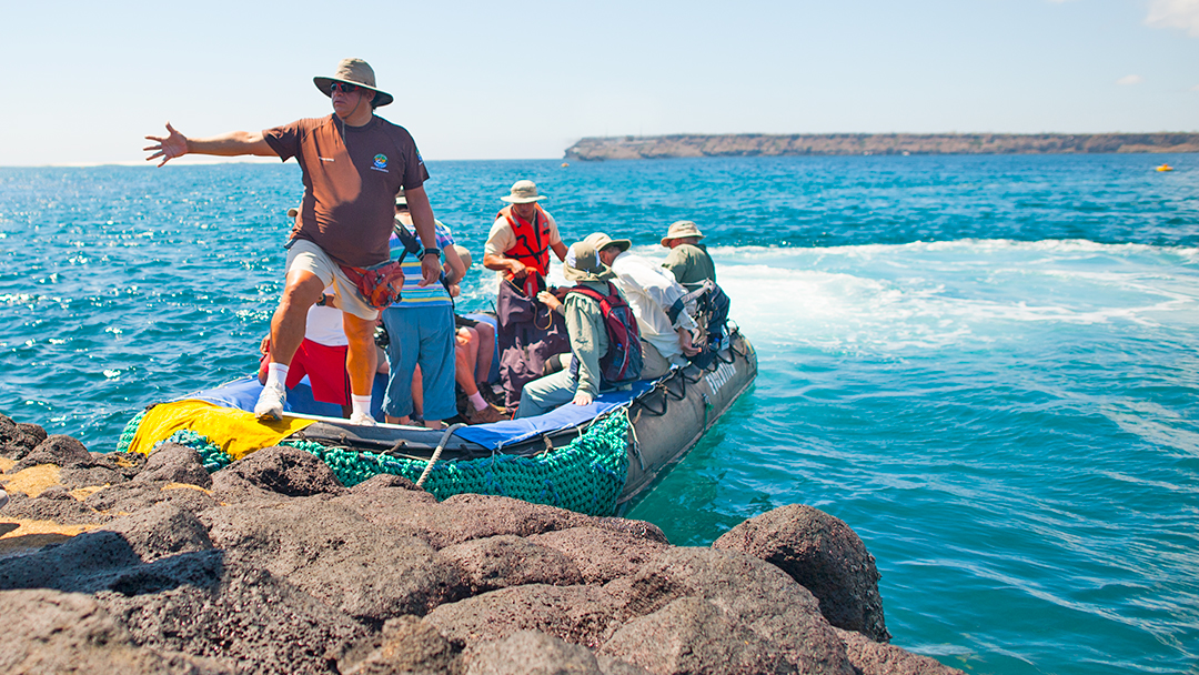 Galapagos Naturalist Guides