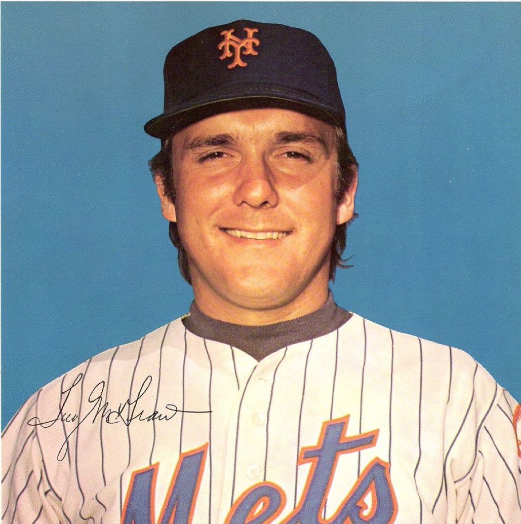 BaseballQuotes1's tweet photo. I dunno. I never smoked any Astroturf. -Tug McGraw on his preference of grass or Astroturf https://t.co/1x0Y9VRyVx