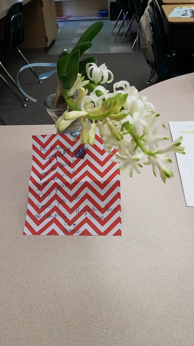 #kindness week. I'm so fortunate to have such thoughtful students and their families ❤
#carreoncomets