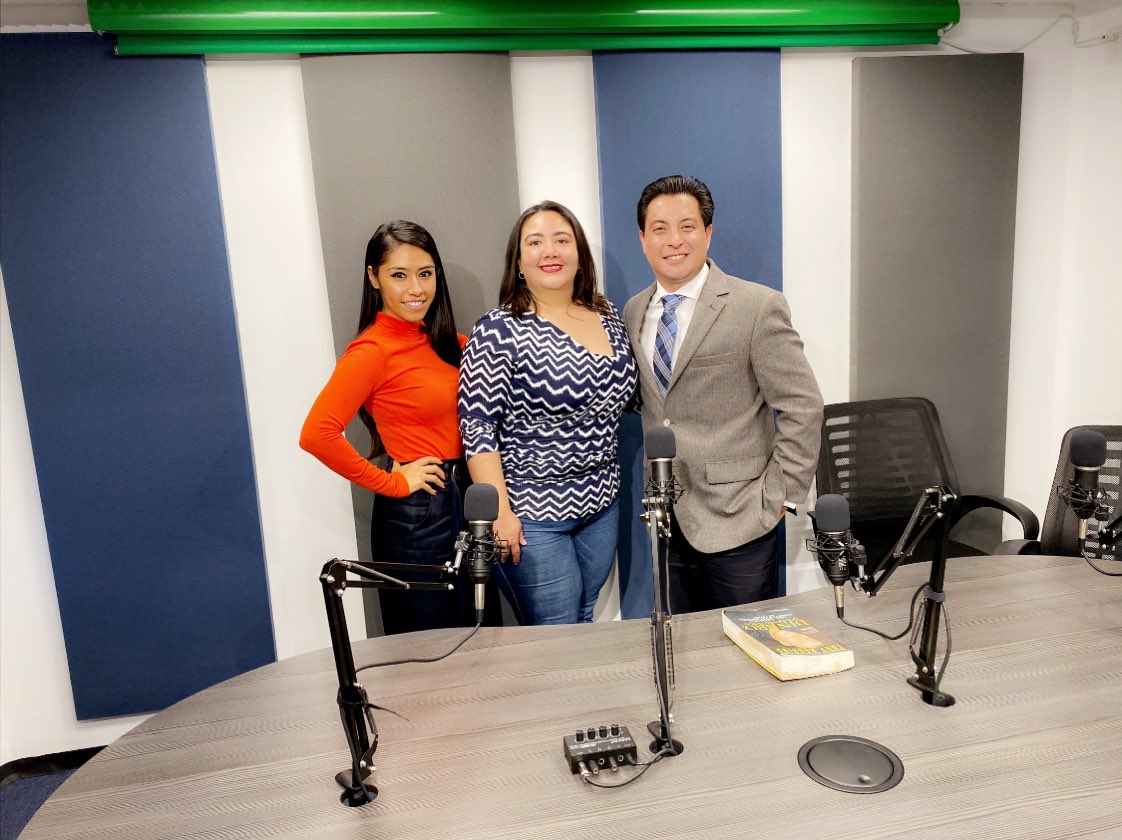 beraterbusiness's tweet photo. Por favor no se pierdan nuestra cápsula de “Qué NO hacer cuando estas emprendiendo‼️

Con nuestra queridísima Lizzeth Cruz Garza!!
#hablemosdenegocios 
#segundatemporada!! ‼️

No te lo pierdas y dale Share NOW👇🏻😘

https://t.co/2XPqRDbk59 https://t.co/zpiKisYIss