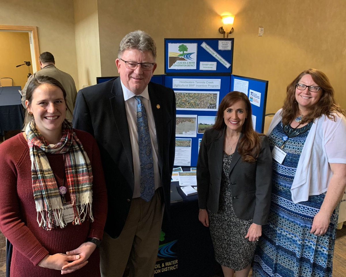 LucasSWCD's tweet photo. Thanks to State Representative Hoops and State Senator Gavarone for stopping by our table for a picture! @theresagavarone @TMACOG #2020GeneralAssembly https://t.co/HjywgUksYN
