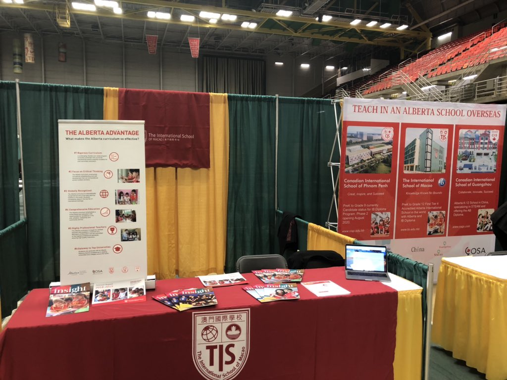 marklockwood71's tweet photo. We are ready for recruiting @ualbertaCC ! Come down and talk with us about teaching abroad. https://t.co/b7d7fy36o1