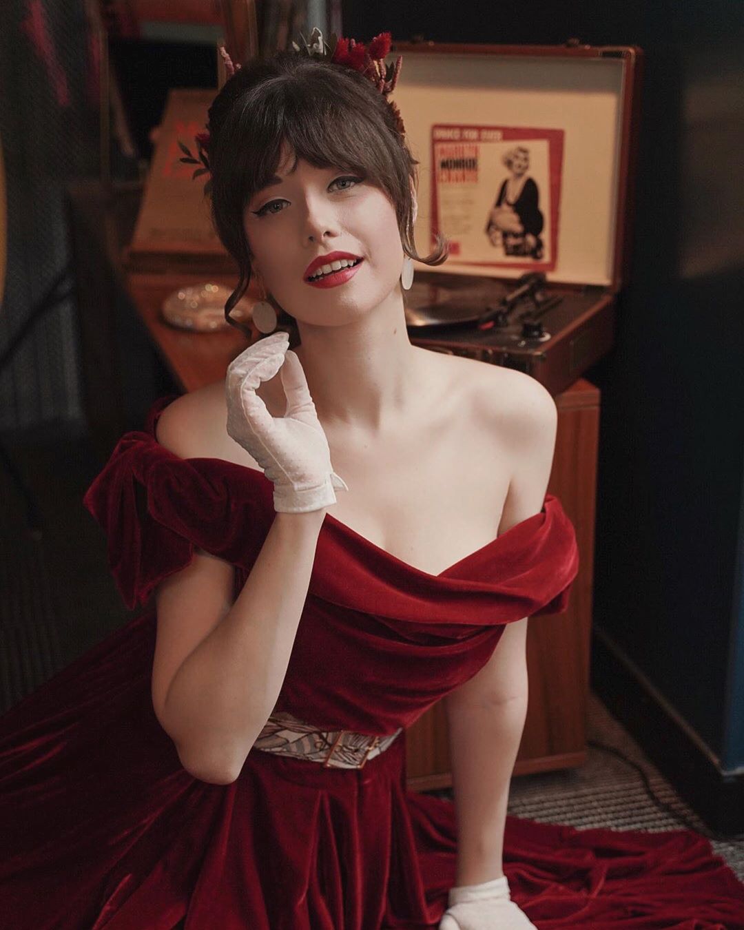 The Pretty Dress Company on X: The Tilly Velvet Prom Dress: luxurious,  flattering and versatile. The perfect occasion-wear piece.