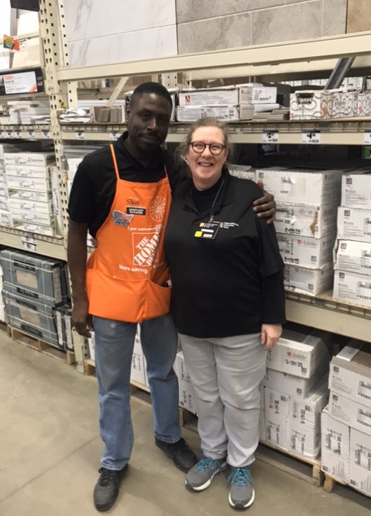 Stephen50719218's tweet photo. I wanna take moment and say 🗣💨THANK YOU to Sue (Met Supervisor) and her TEAM...they definitely lighten the heavy merchandising load BIG TIME and I greatly appreciate it🙏🏾🙏🏾🙏🏾!!! https://t.co/ChkaEMxwu2