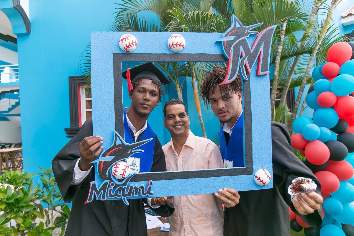 Marlins's tweet photo. This weekend players and staff in DR earned their high school diploma as part of the Marlins Education Program. 

🎓: Yeremin Lara
🎓: Josan Mendez
🎓: Luis Tejeda
🎓: Jeremias Vasquez
🎓: Luis Vizcaino
🎓: Diowill Burgos
🎓: Cesar Diaz

Congrats to our graduates. We’re so proud! https://t.co/07pdObm66Q