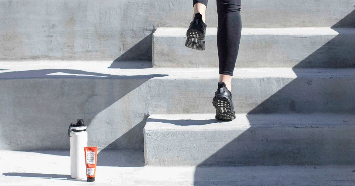 JRWatkins's tweet photo. Monday mood.  💪  

What are your goals this week? Whatever they are, #JRWatkins pain relief remedies are fast-acting and long-lasting, helping you speed up recovery and alleviate downtime in between workouts. 

Shop Pain Relief: https://t.co/9QsQxsSD0m

#JRWatkins #MondayMood https://t.co/9Qh7KTCL7t