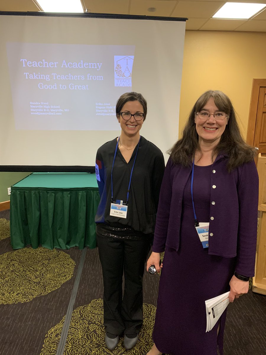 brianlynn78's tweet photo. MR2 representing at the Powerful Learning Conference!  Nice work @Srawoodmv &amp; @JeterErika!  #mopwr2020 #spoofhoundpride https://t.co/NCxPxaWkMO