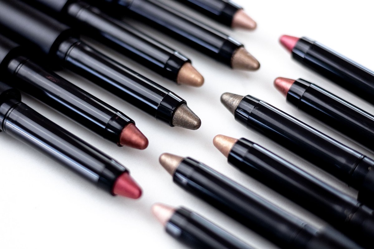 trèStiQue tweet media