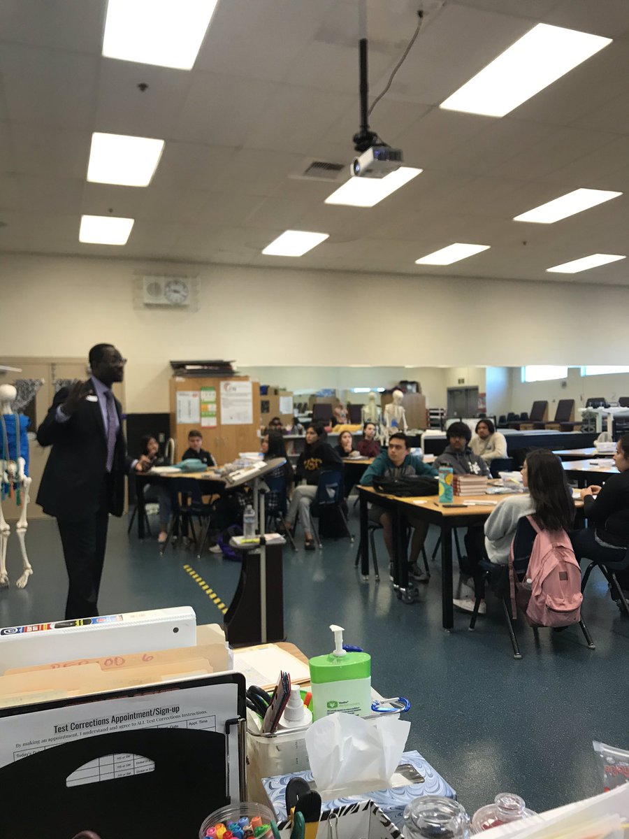 DOSportsMed's tweet image. Great tips for future success from Mr Buckner and @NevadaState Thanks for sharing with us today!