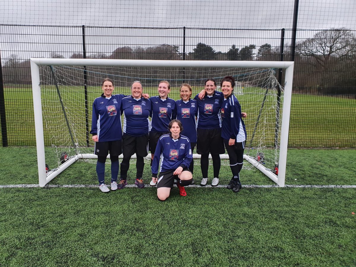 claygate_fc's tweet photo. The Claygate Ladies team had a very successful weekend tournament!! ⚽️⚽️⚽️ #cmonyouroyals https://t.co/TauHlfWVu7