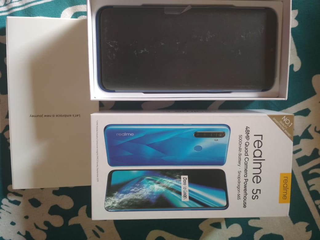 DeheriRashmita's tweet image. @amazonin
Ordered Realme 5 pro got Realme 5s. One month of rigorous complains and wastage of time. No solutions. Multiple fake internal investigation. No action against the seller. No IMEI number in warranty card.
@JagoGrahakJago_ 
@JeffBezos 
#BoycottAmazon 
#fraud_amazon