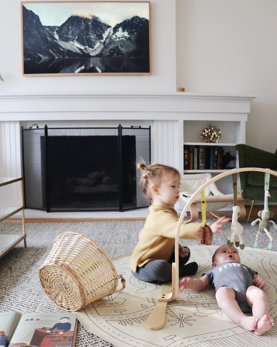 Finn + Emma tweet media