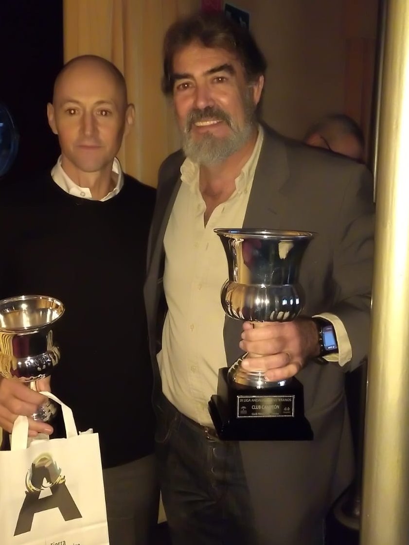 CPT_oficial's tweet photo. El @CPT_oficial, distinguido en la Gala @Fandpiraguismo Recibe en Arcos de la https://t.co/Umxrsr6jJE galardón como campeón de la Liga Andaluza de veteranos 2018/2019 https://t.co/mpOkLls9Ml

@IMDSevilla @EducaAnd #CPTriana #Triana https://t.co/qkwGDhT8Yl