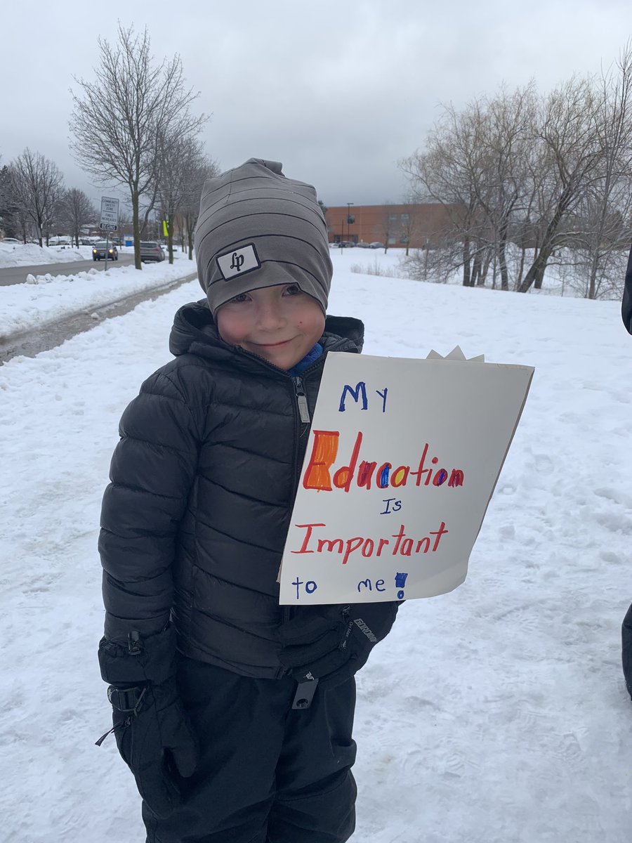 SSweazey's tweet photo. Educators are not walking out on your children. They are walking out for your children! #cutshurtkids #ETFOstrong https://t.co/WgAlzcfV96