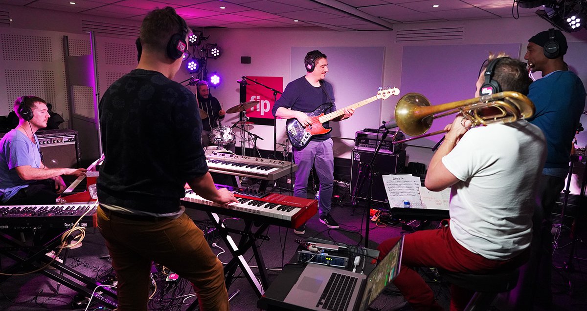 FIP 📻 tweet media