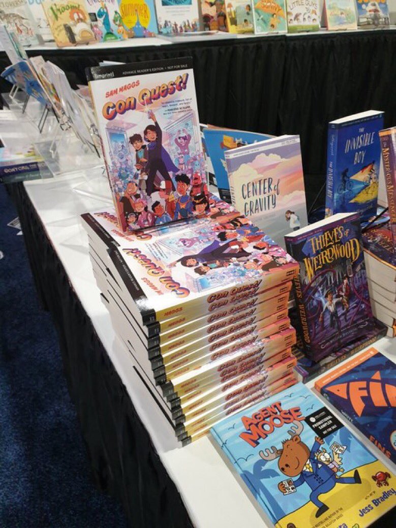SamMaggs's tweet image. Are you at #alamw2020??? So is CON QUEST!!!!!! pile of good good ARCs at @ImprintReads @MacKidsBooks 😎😎 Let me know if you snag a copy!!

📸 by @mariekeyn !