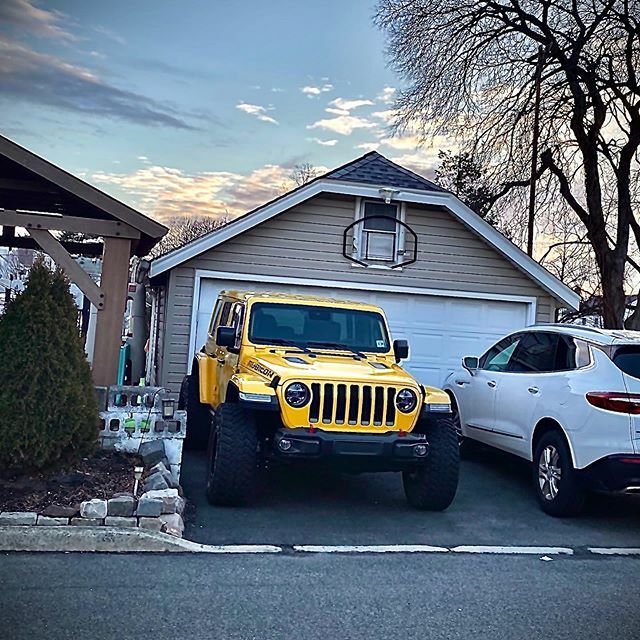 PTGnj's tweet photo. Nice Jeep Dude! olllllo @hellafresh_jl https://t.co/eBLLsQv1jB https://t.co/b9buvT2DlA