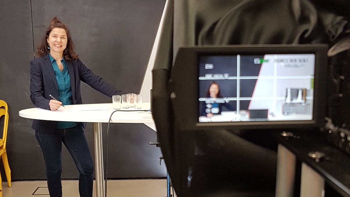 Dynamisches_U's tweet photo. Excited to be on TV! Well, of sort-of. With Networld live stream as Innovation and Design Thinking expert. Live questions from the audience too. That is exciting :-) https://t.co/fDHwkSyGUG