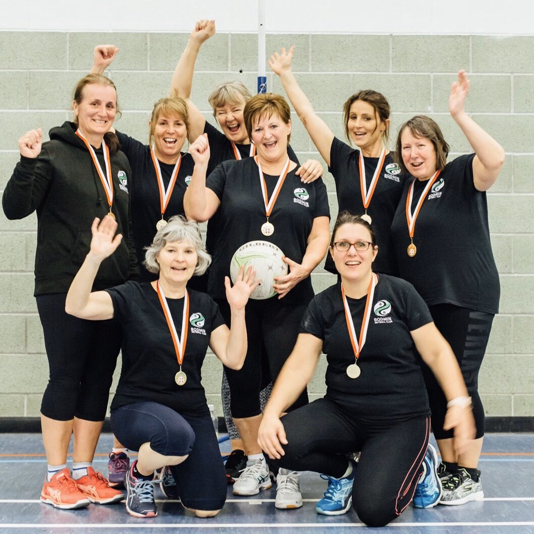 Bodmin_Netball's tweet photo. Our #Wigglers had a busy Sunday, taking part in @NetballCornwall first #walkingnetball festival of 2020. Lots of fun was had by all, topped off with us taking home the #goldmedal 🥇 

Huge thank you to everyone involved in the day #netballfamily

🖤💚 https://t.co/VPr0UNJpaL