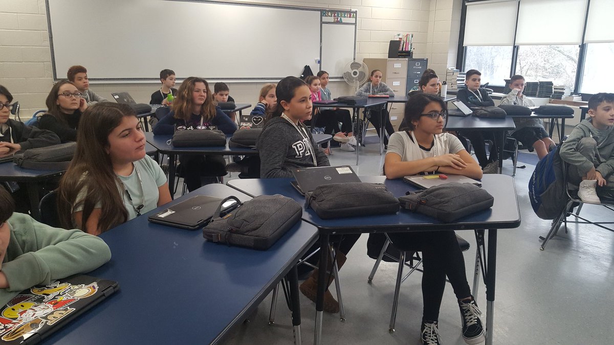 Lisa Dorsa tweet media