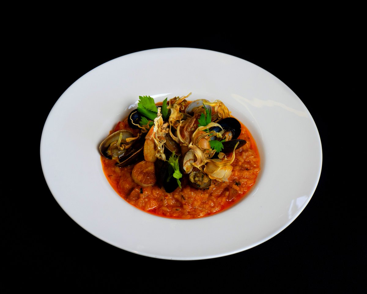apronyvr's tweet photo. Our Seafood Risotto is stacked with all your favourites! Come in and try a plate for yourself. https://t.co/cHGmcCivNk