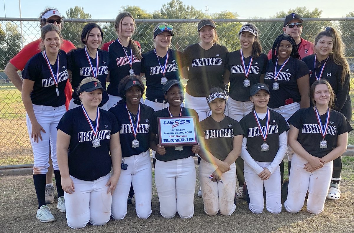 SydJohnson82's tweet photo. Great weekend! Made it to the championship, and fell a little short, but I'm proud of us all for the weekend. Can't wait to get back at it in May with these girls. Now school ball! #FCNoto https://t.co/sFvkQowLD5