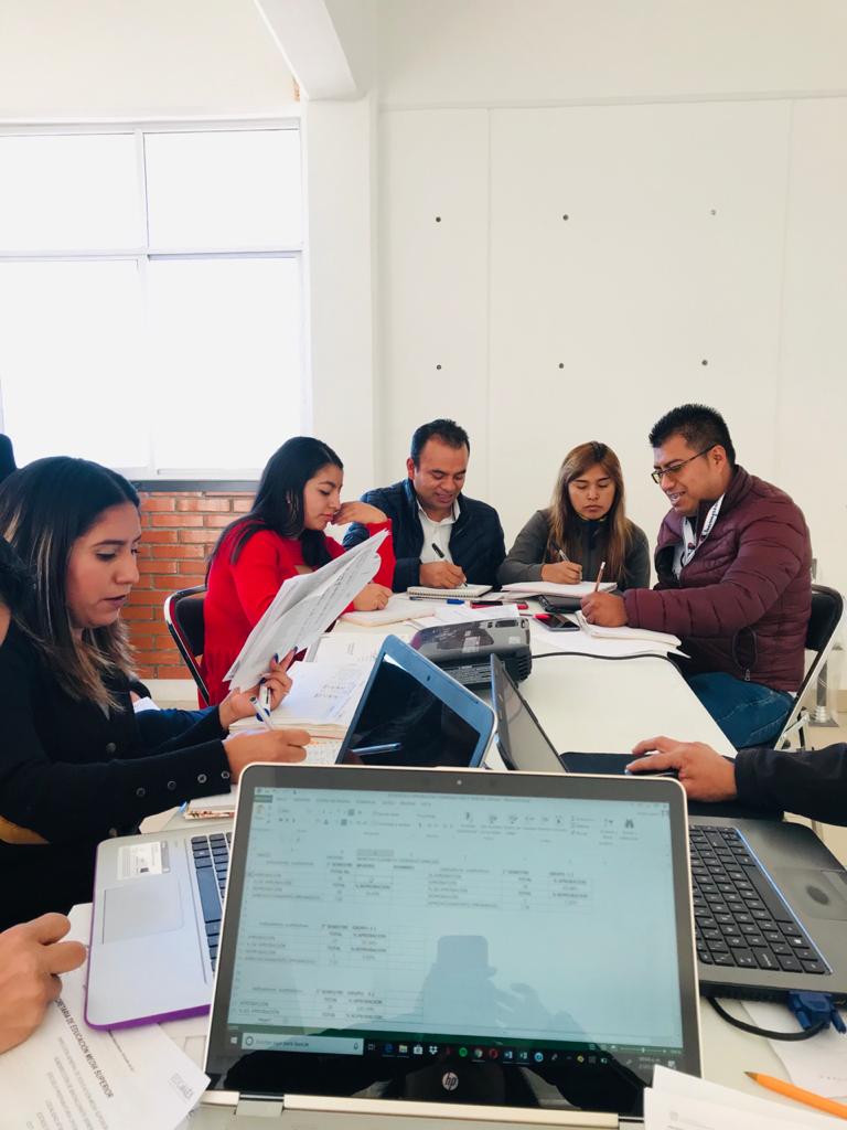 350leones's tweet photo. Damos inicio con la jornada de acompañamiento docente. fase intensiva#leonesnegrosepo350 @alfredodelmazo @EdomexDgfa @SEMSedomex @israeljeronimol @HectorUlisesCG1 @alexfedezcam https://t.co/kixQMn89eP