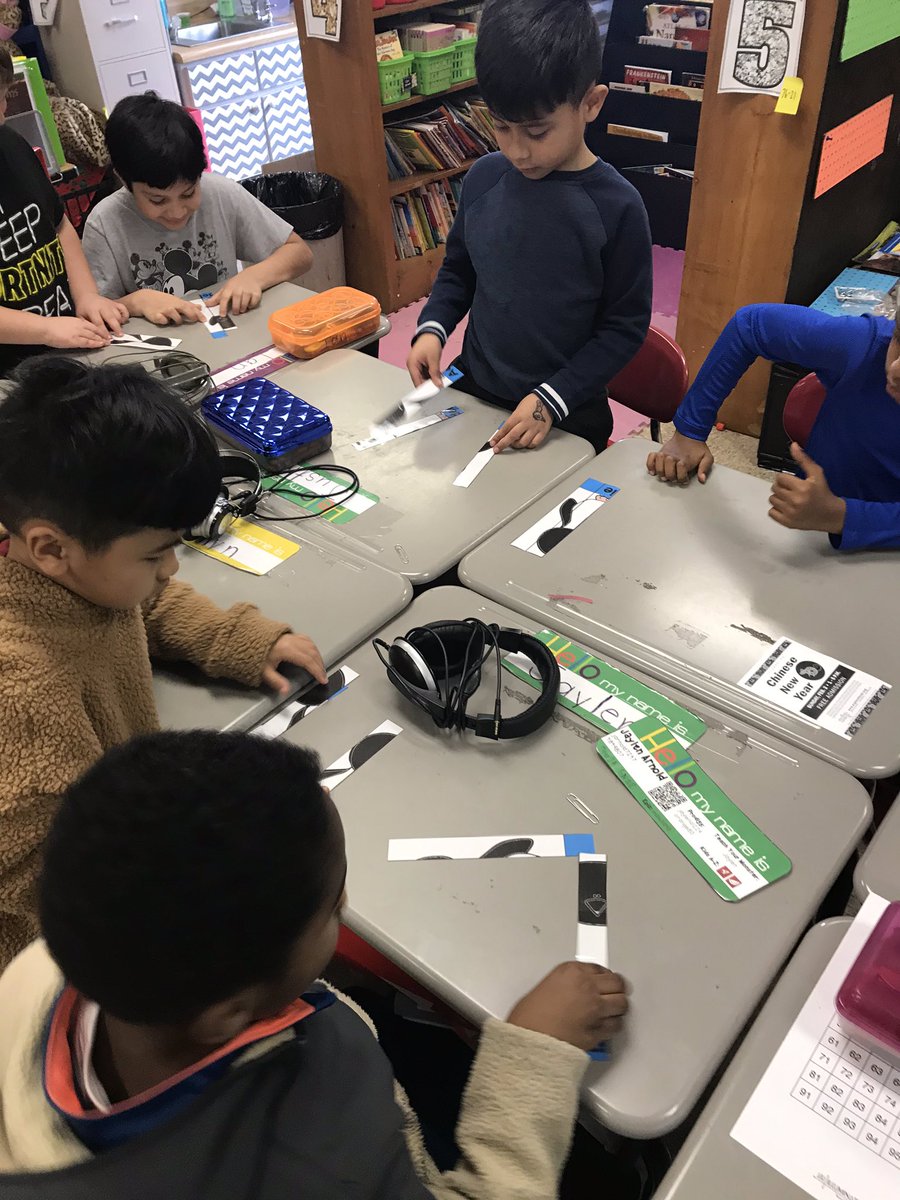 MrsHibdon's tweet photo. Lot of excitement for our penguin of the day puzzles to find out who we are learning about today! Complete with QR code on the back to see the penguin almost first hand! #readinginaction #qrcodesintheclassroom https://t.co/PvdRDMJryE