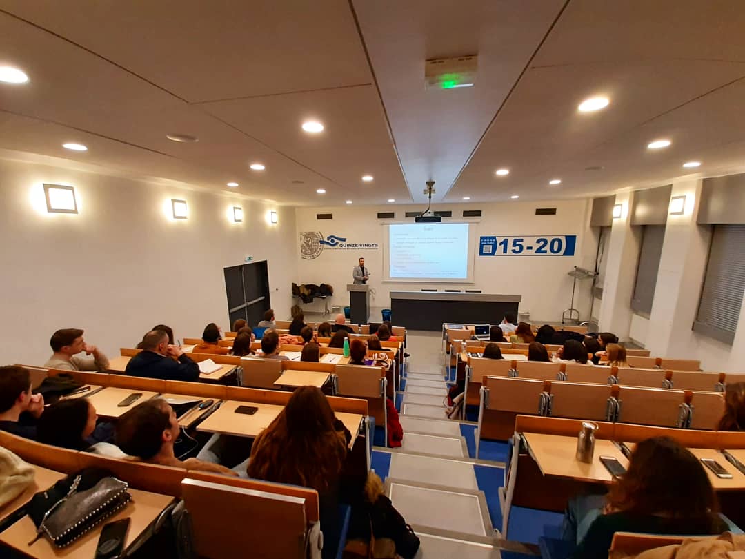 GrpPointVision's tweet photo. #PointVision est présent à la #Soirée des #Mémoires de la #Faculté d'#Orthoptie #Sorbonne #Université ! 

Un plaisir de soutenir cet événement afin d'aider les étudiants grâce à la participation de jeunes diplômés. 

#Paris #Orthoptiste #Etudiants #Ophtalmologie https://t.co/4YIsiDb4OW