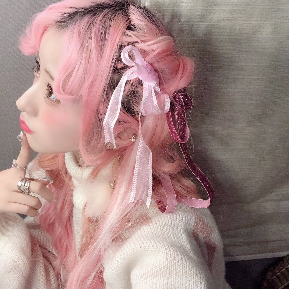 ずっと開けたかった軟骨のピアスを叶ちゃんに開けてもらった~❤︎ 一瞬 