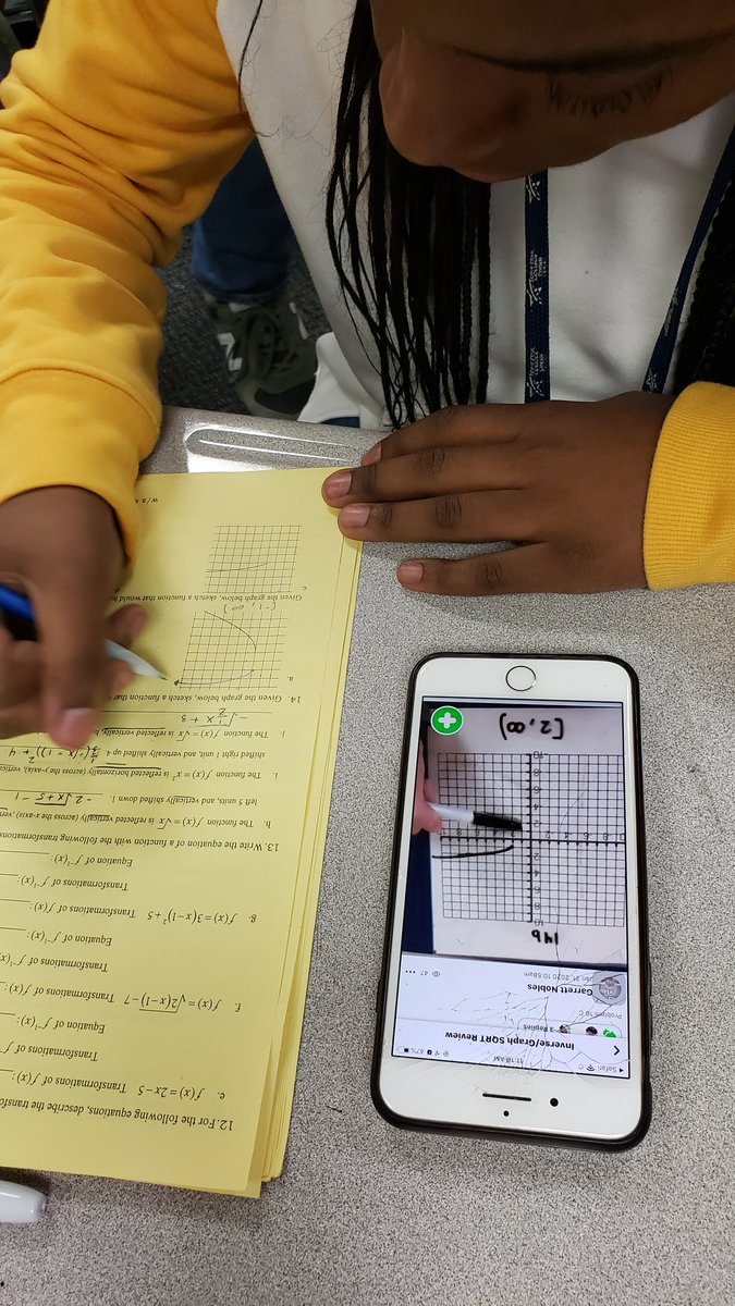 MrsRuthieFord's tweet photo. Loving @Flipgrid. Students sign up for which homework question they want to teach (#ownership) and then watch and learn from each other. I love how with @Flipgrid you can flip the role of the student to become the teacher. https://t.co/HKQgOUt5SV
