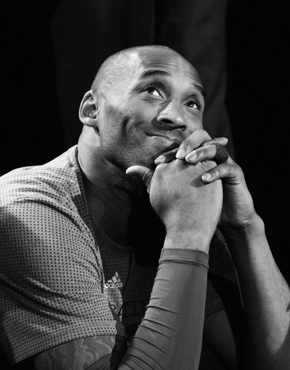 naiaching's tweet photo. I still can’t believe you’re gone. I’m gonna miss you! We gonna miss you. Thank you for inspiring me and a lot of people to become the best version of ourselves. Mamba Forever! #RIPKobe #RIPGigi https://t.co/tGxy2Bae88