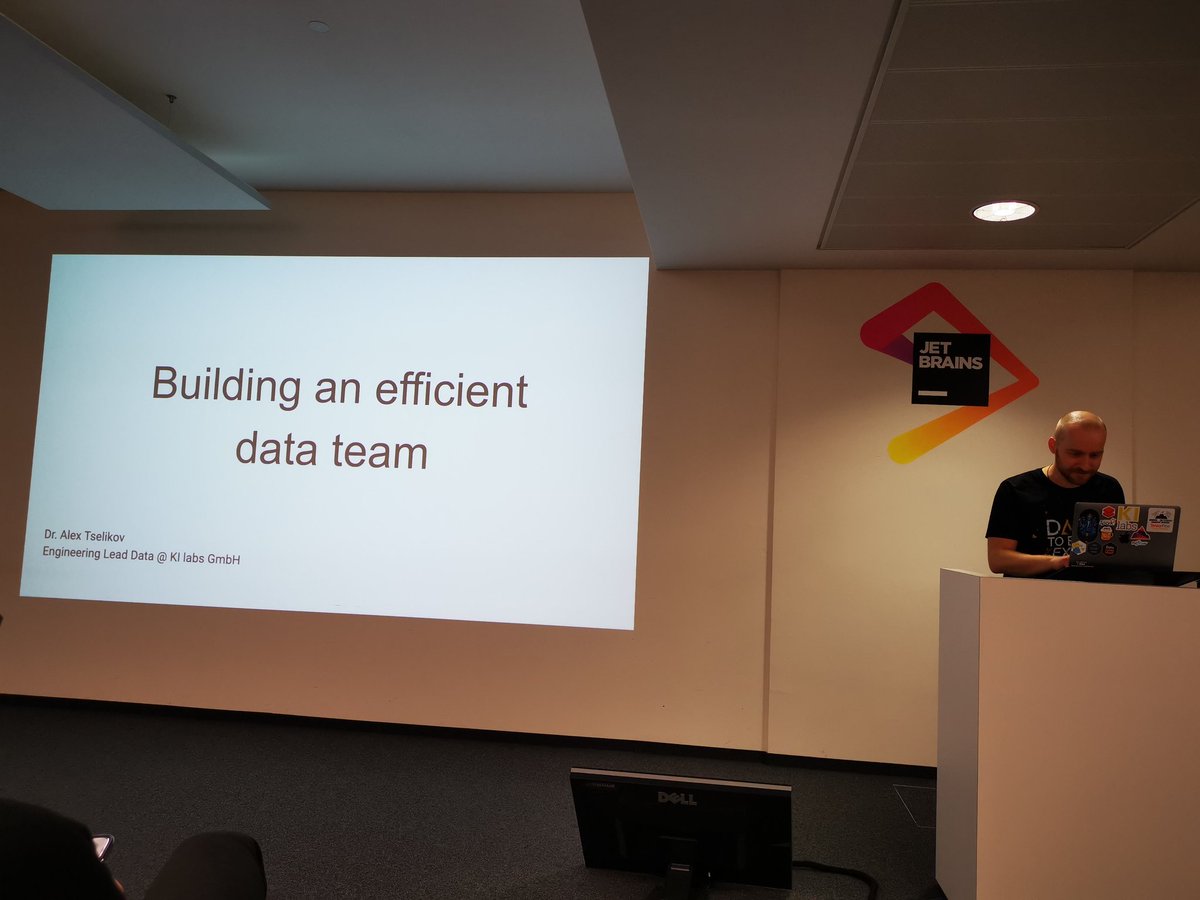 DevRelMunich's tweet photo. Our first talk is about hiring, building  and growing a data science &amp; engineering team https://t.co/3d1zvYg5B0